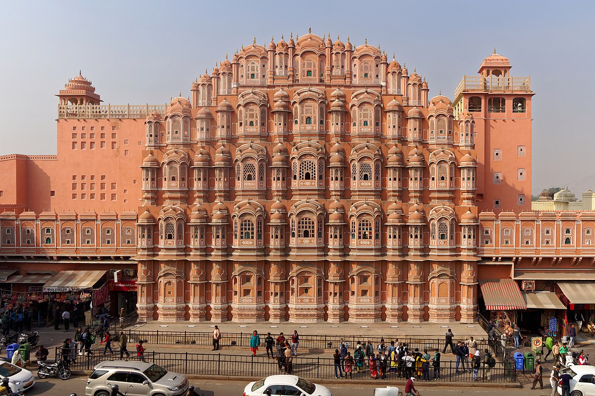 Aegiscabs 373397840Hawa Mahal.jpg